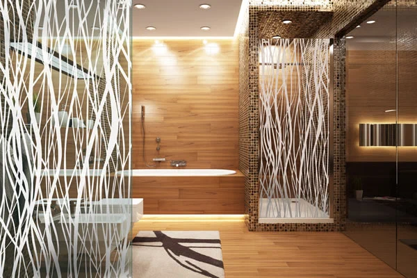 Dekorative Fensterfolie an der Dusche