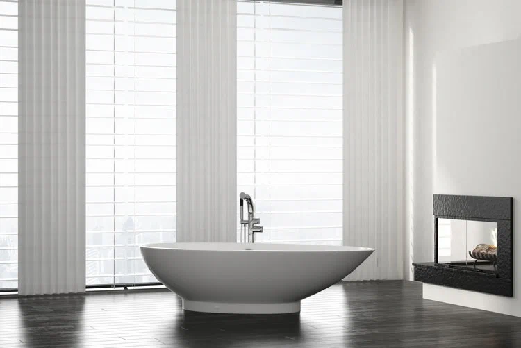 Ovale freistehende Badewanne