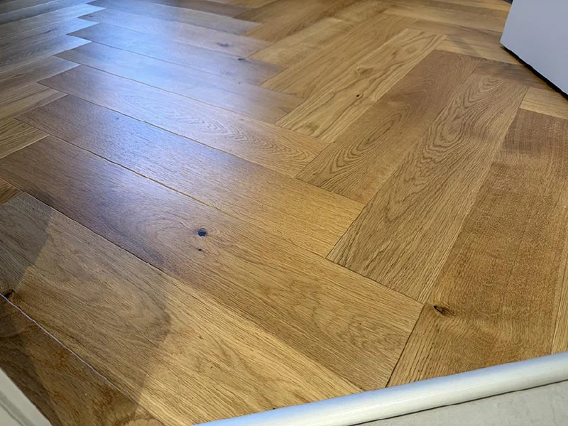 Neues Parkett in Würzburg verlegt