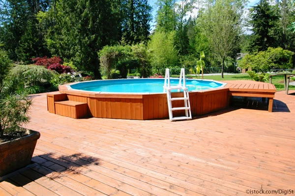 Der eigene Pool im Garten