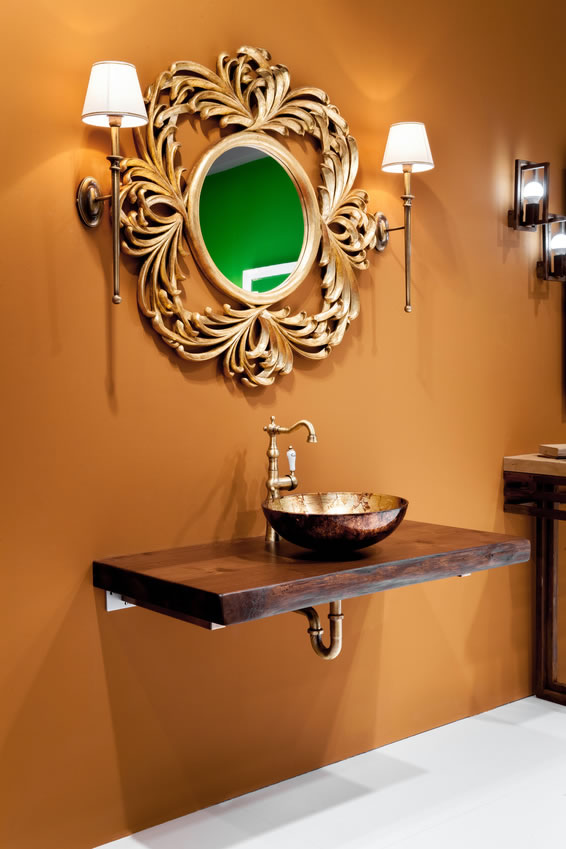 Trend Badezimmer mit barocken Elementen
