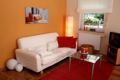 Günstig eingerichtetes Wohnzimmer