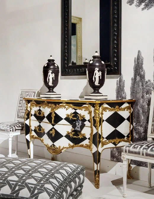 Fralnzösische Luxuskommode von Moissonier